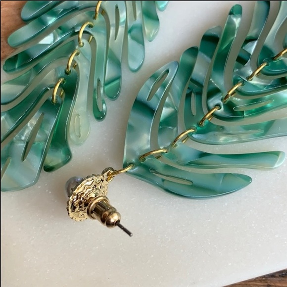 Green Palm Leaf Earrings - Picture 4 of 7